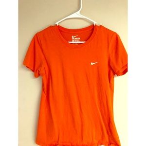orange nike outfit womens
